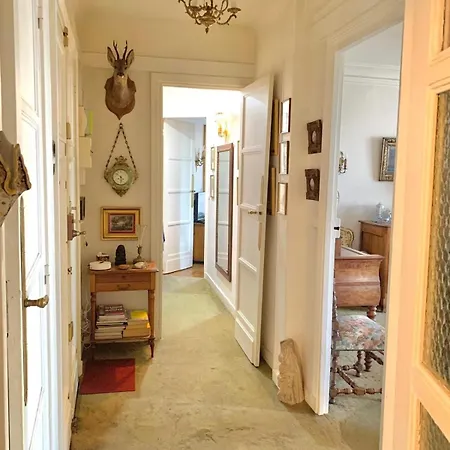 Prestigious Parisian Vintage Appartamento *